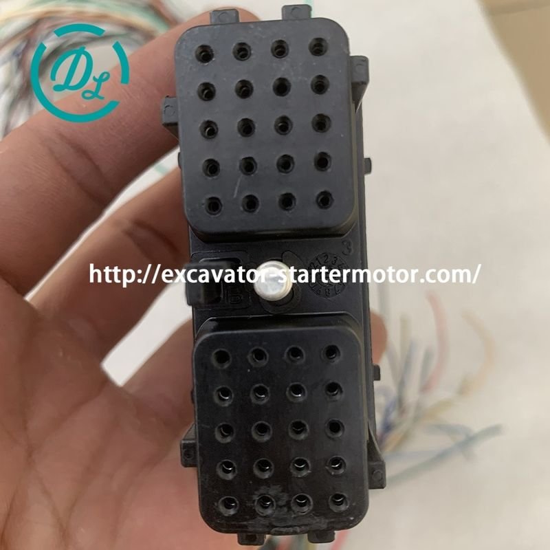 Konektor Pengendali ECM Komatsu PC200-7 PC220-7 PC300-7 7