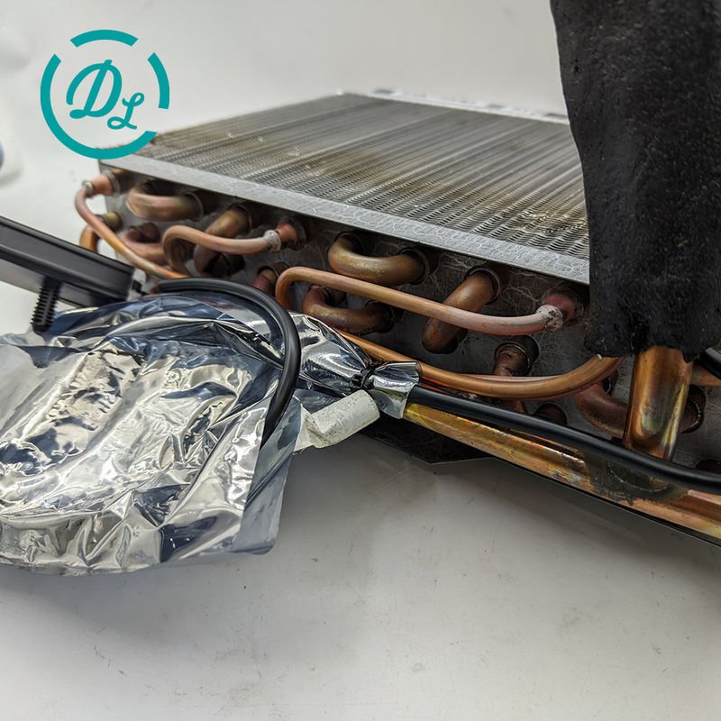 EexcavaStart T40180 Camera di evaporazione dell'escavatore OEM 7031403 con valvola di espansione 3