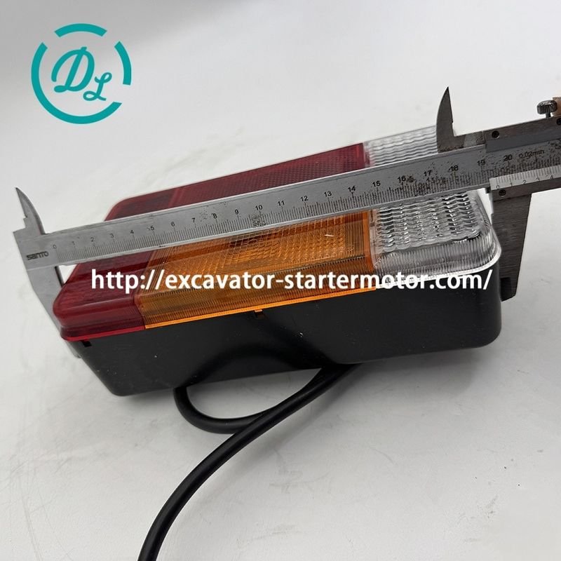Eexcava右スタート 後ろライト エグババター 部品OEM 7225546 T40140 T35120 0