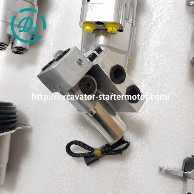 EexcavaStart Pilot Valve 702-16-01992 702-16-01450 702-16-01341 Wheeled Loader 1